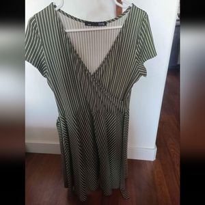 Olive Green and White Striped Rebel Sugar Short-Sleeved Wrap Dress Size Large